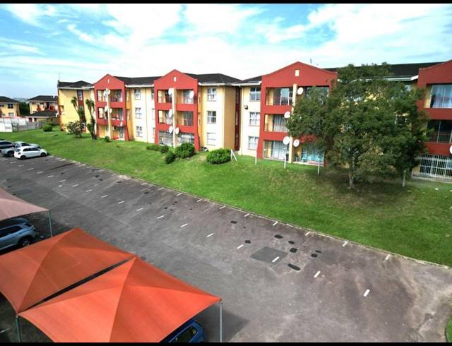 2 BEDROOM APARTMENT FOR SALE IN CAVERSHAM GLEN